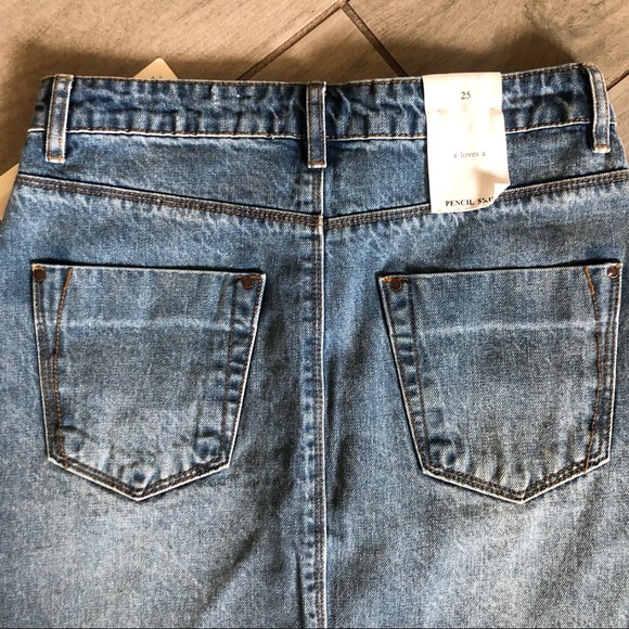 A Loves A Pencil Denim Skirt - Picture 7 of 12